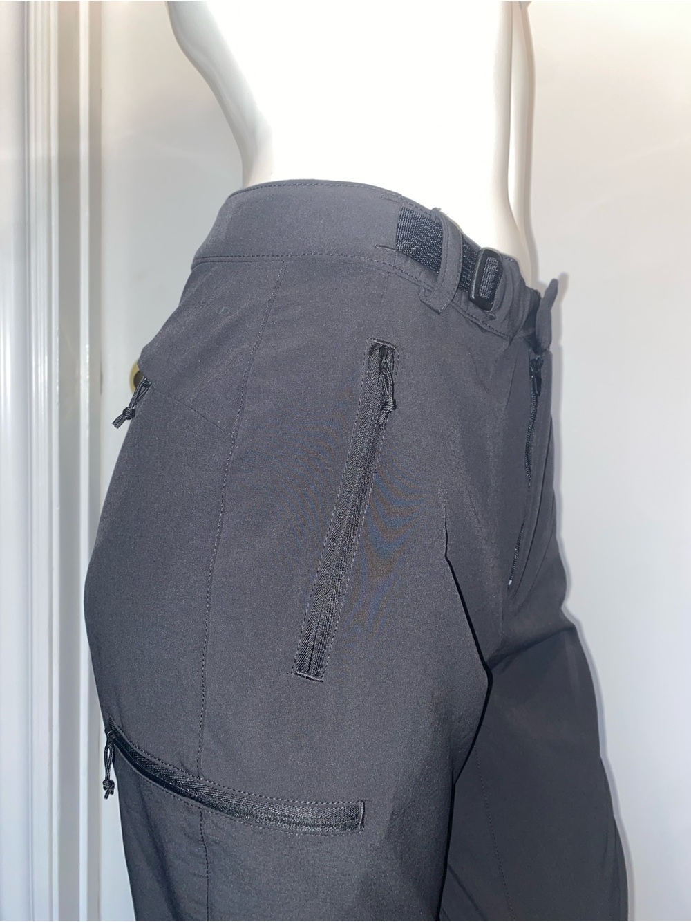The North-Face Black flash dry cargo pants